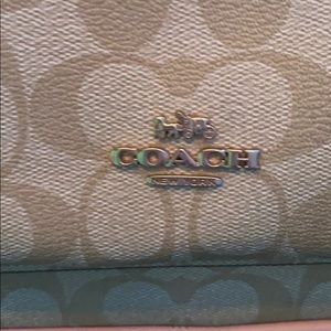 Meet your Posher, Shilah